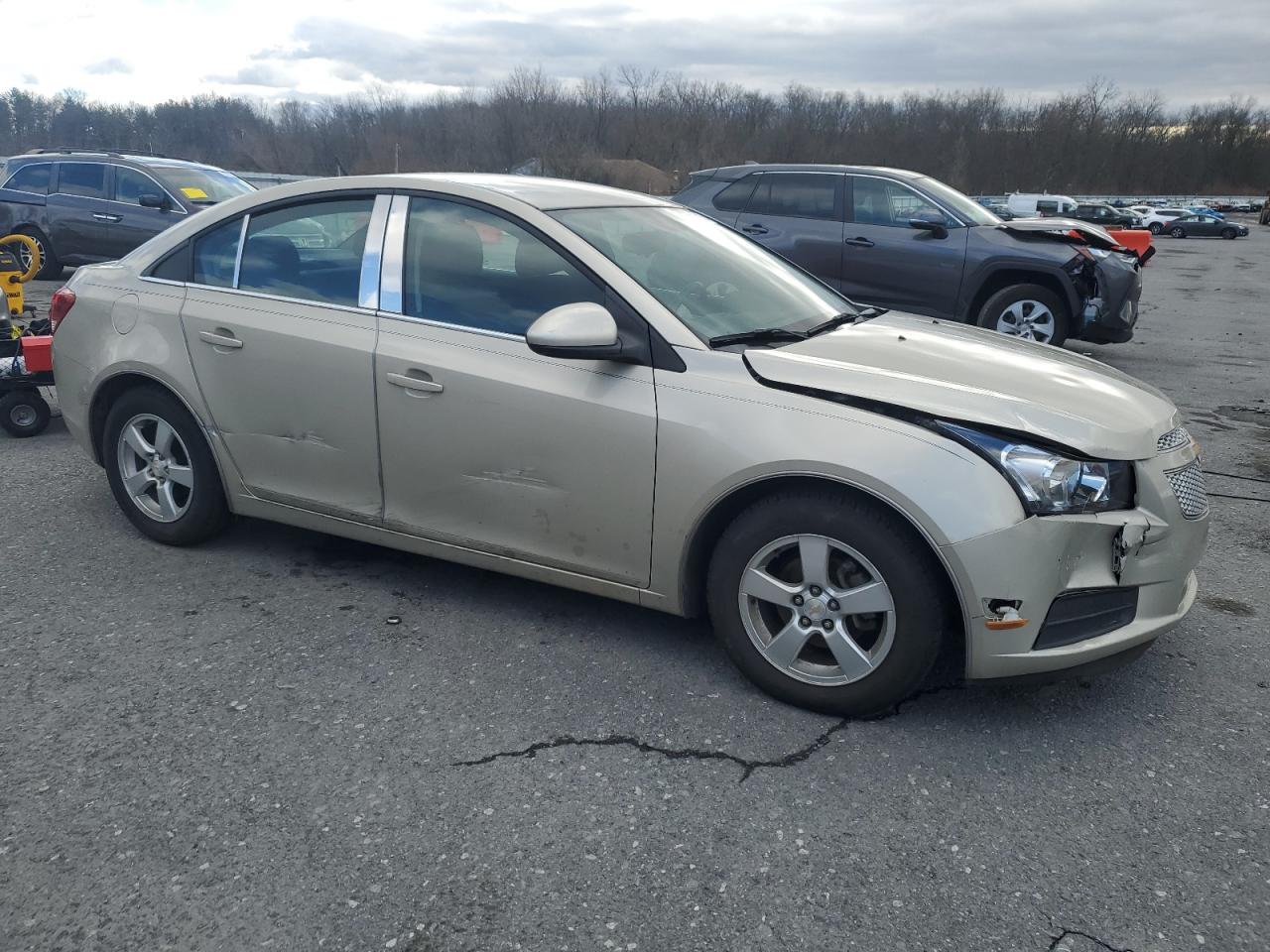 2014 Chevrolet Cruze - Image 4