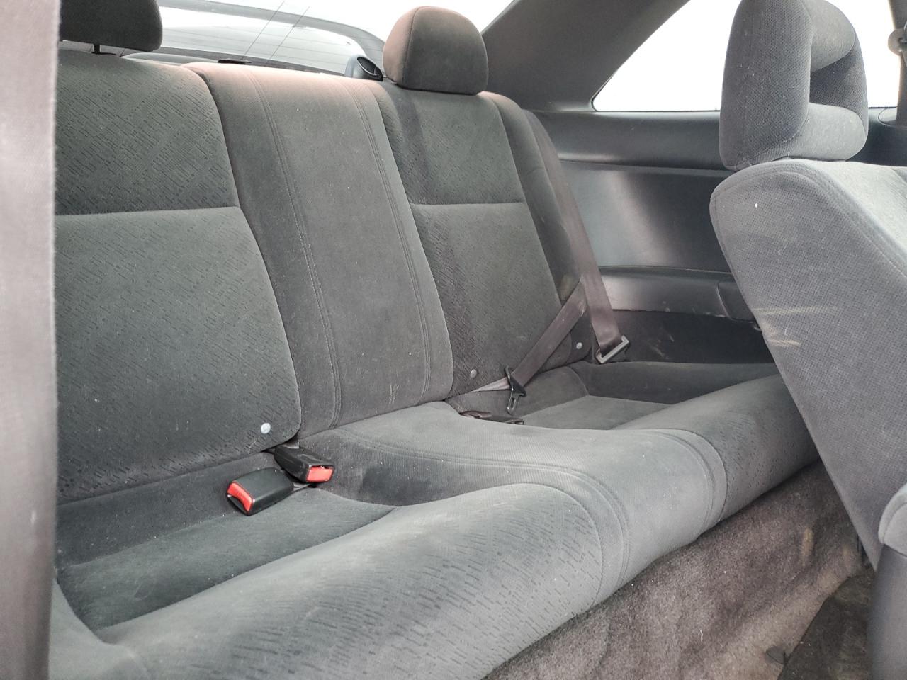 2005 Honda Civic - Image 10