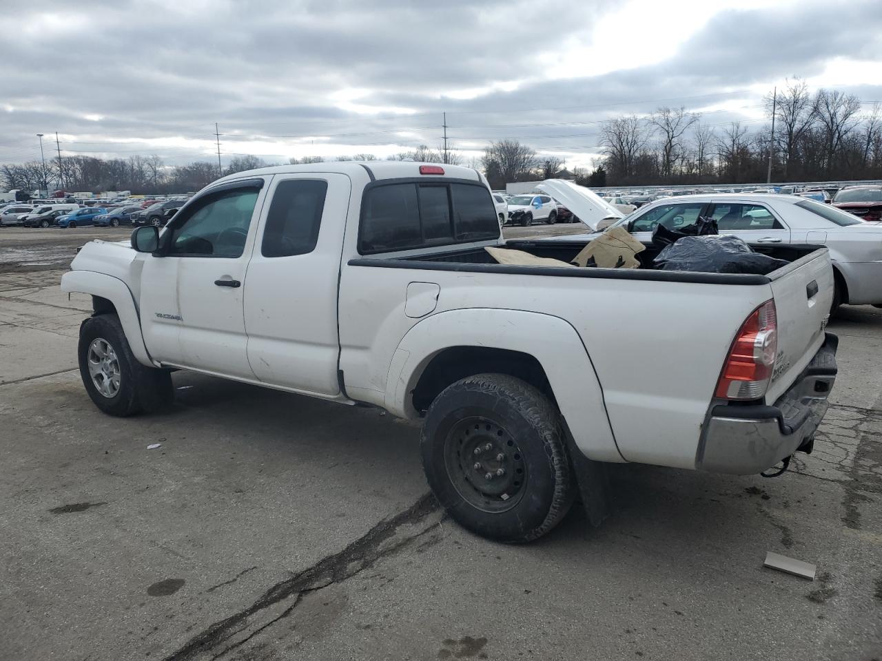 2009 Toyota Tacoma - Image 2