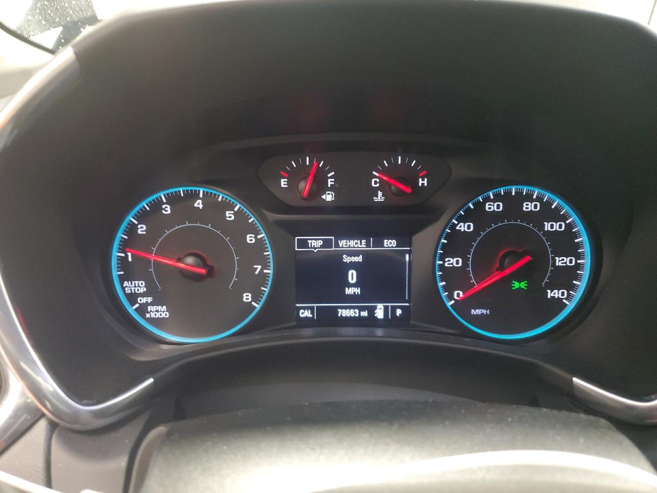 2GNAXJEV4J6305849 CHEVROLET EQUINOX 2018