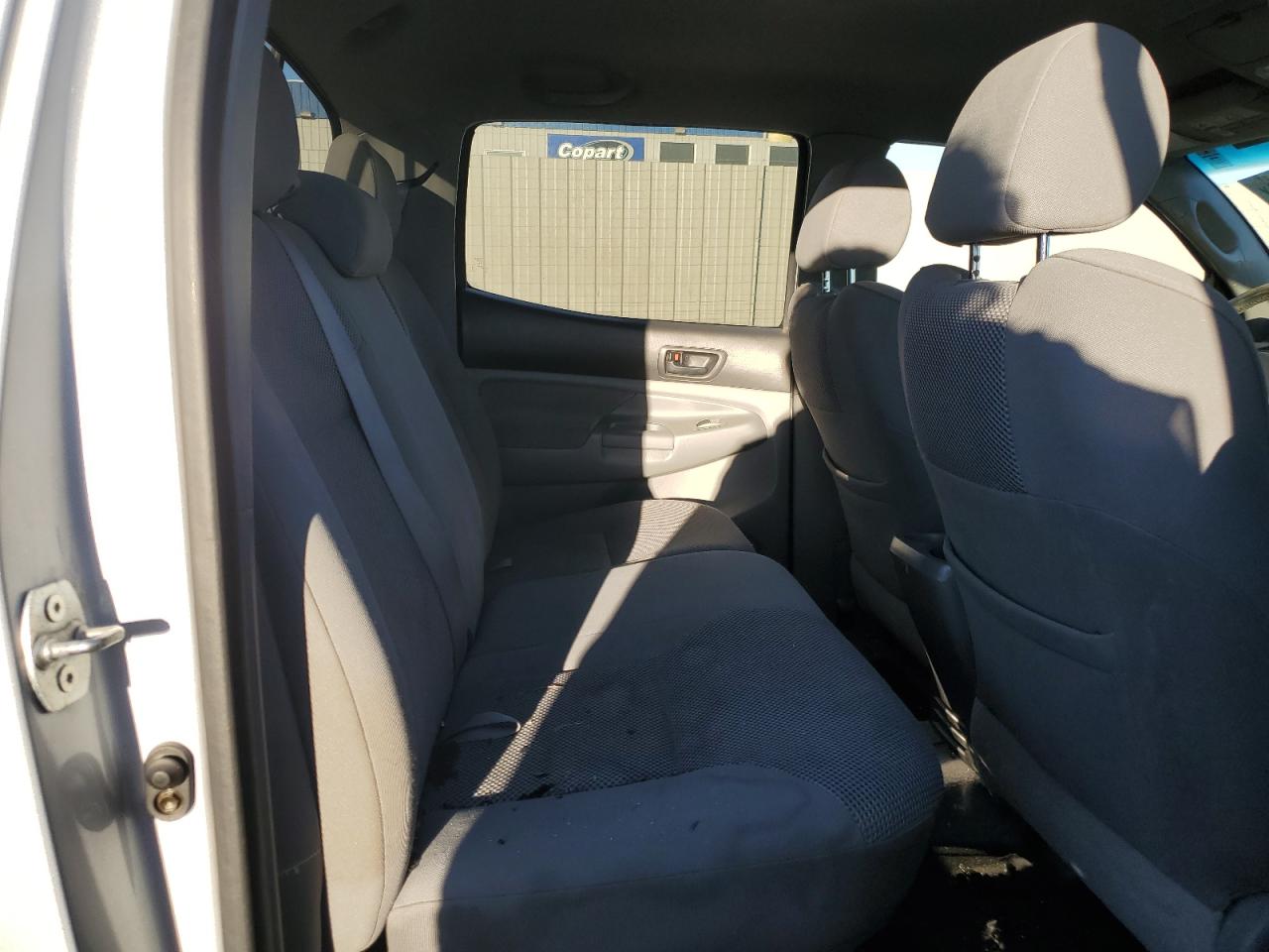 2006 Toyota Tacoma - Image 10