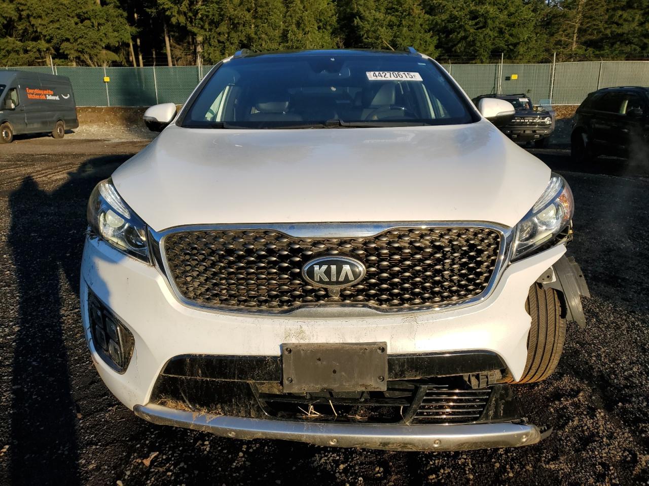 2017 Kia Sorento - Image 5