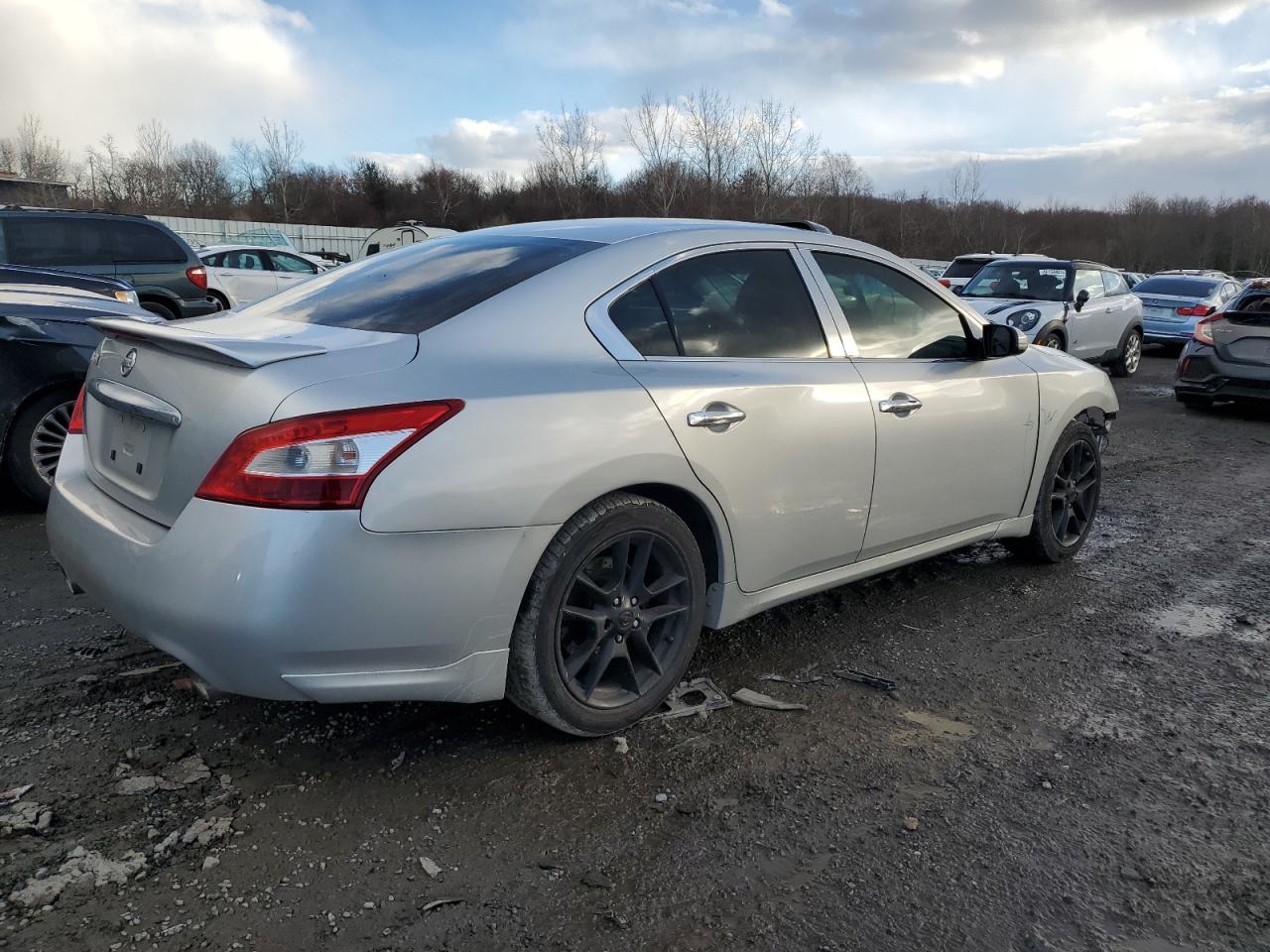 2009 Nissan Maxima - Image 3