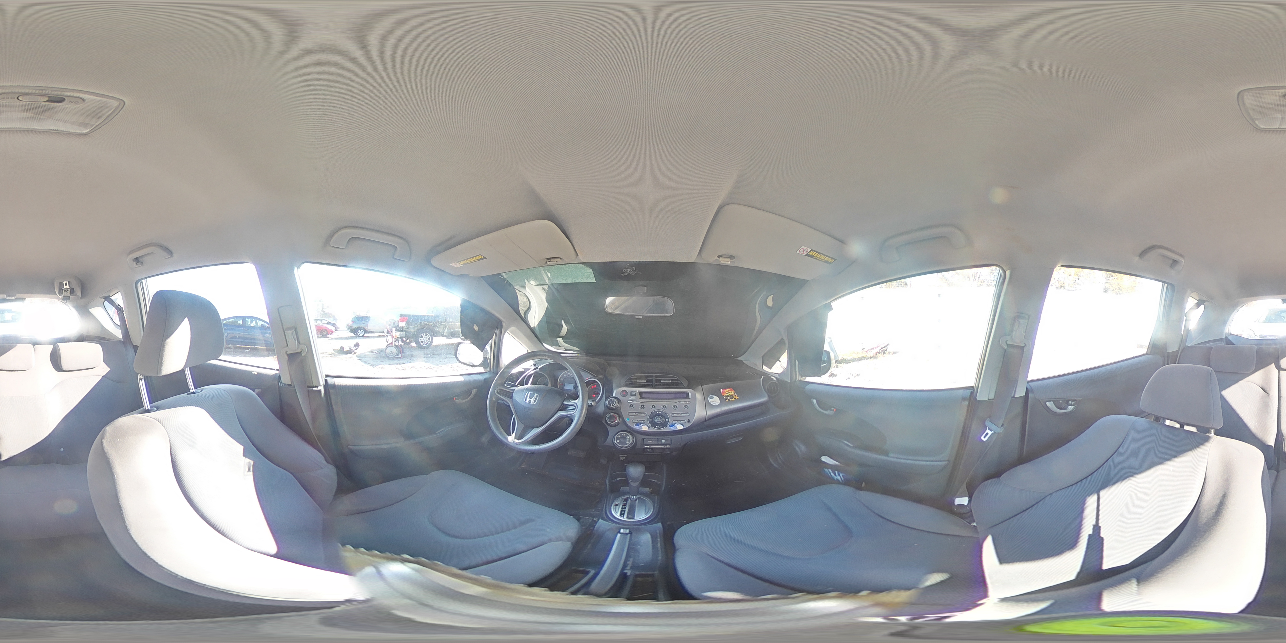 2010 Honda Fit - Image 12