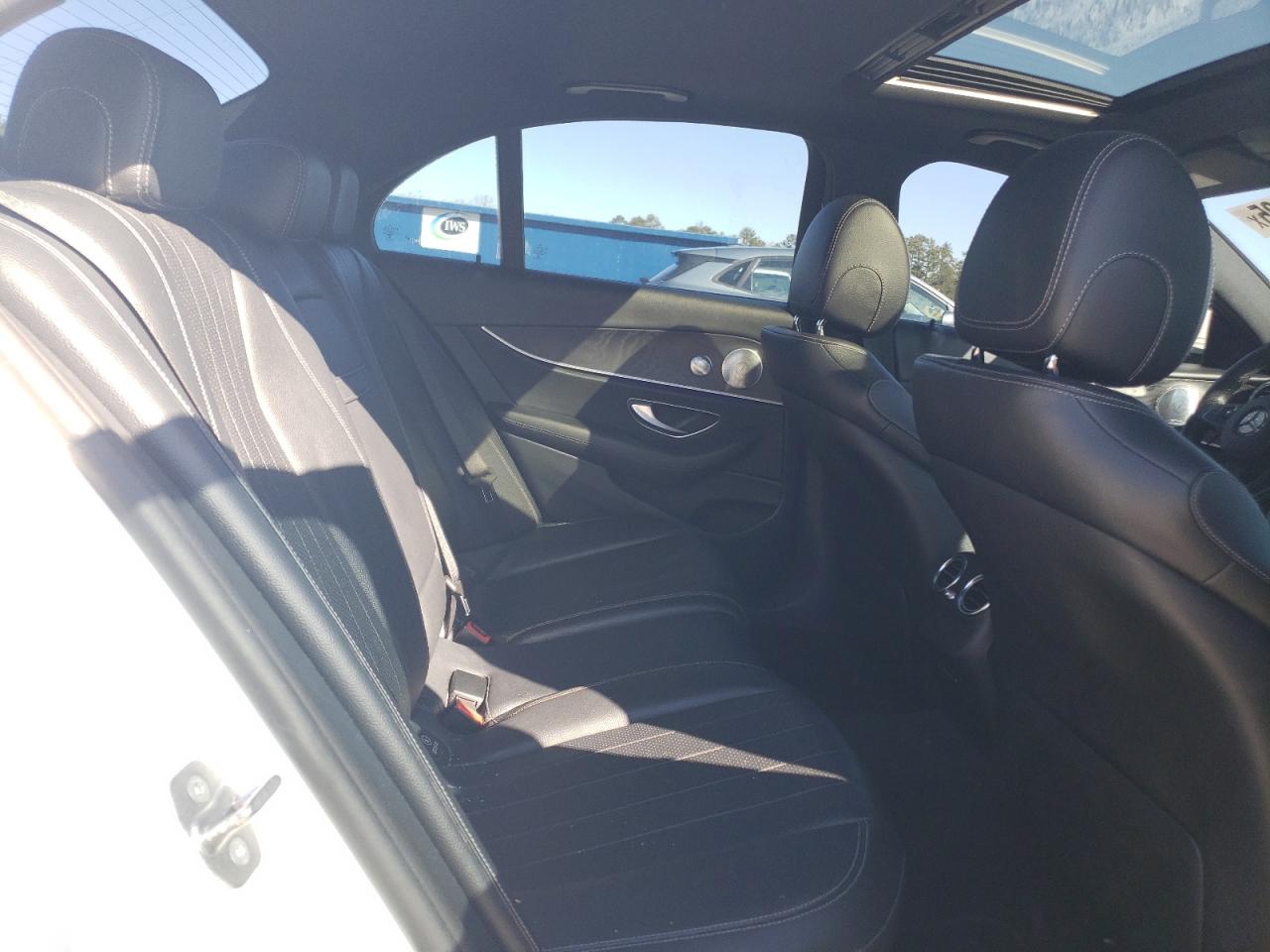 2017 Mercedes-Benz E-klasse - Image 10
