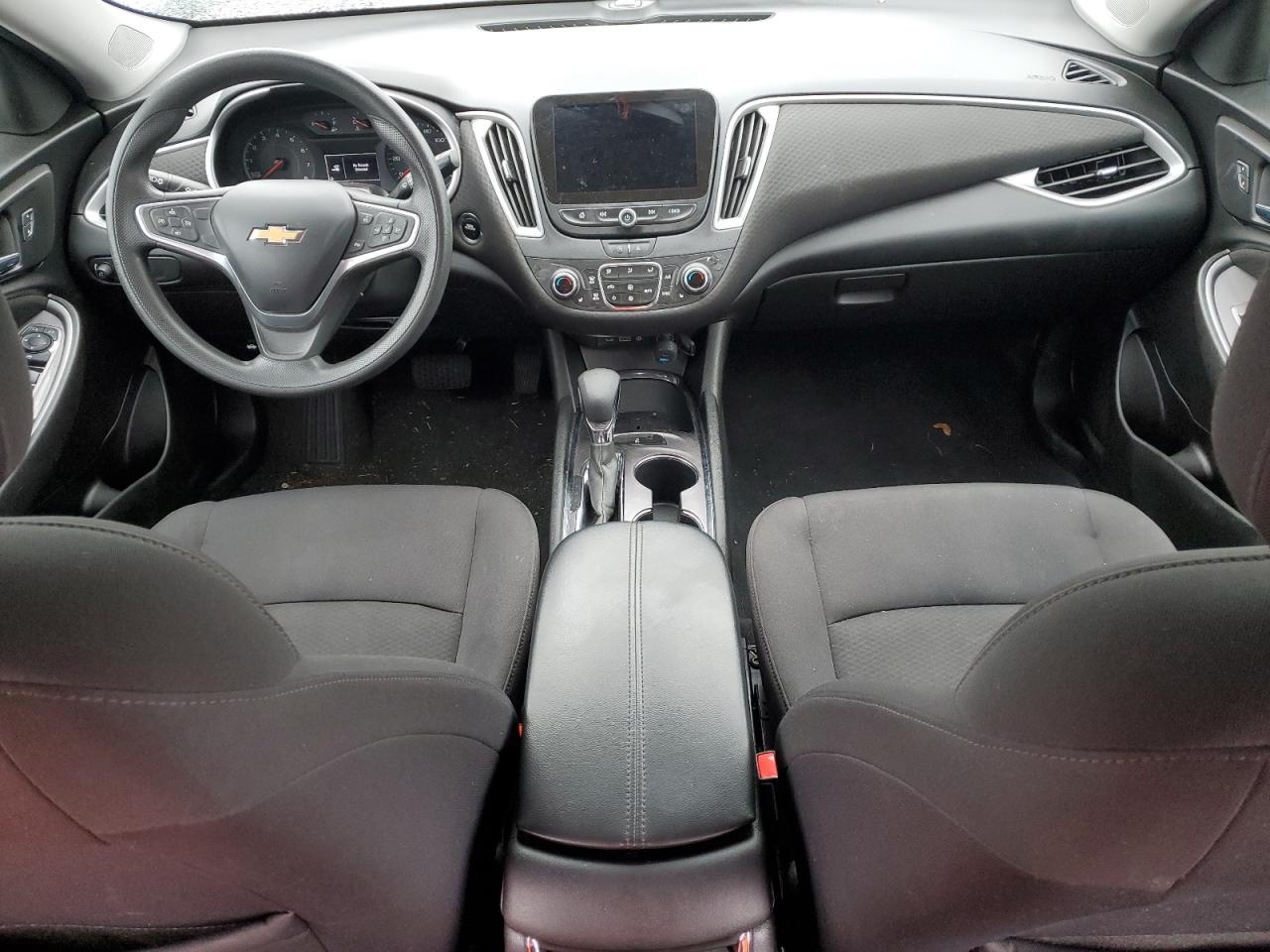 2022 Chevrolet Malibu - Image 8