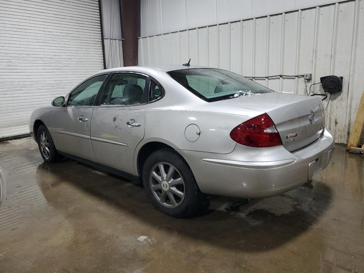 2007 Buick LaCrosse - Image 2
