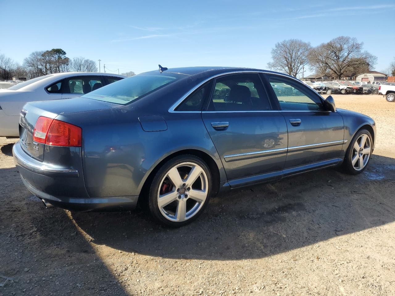 2007 Audi A8 - Image 3