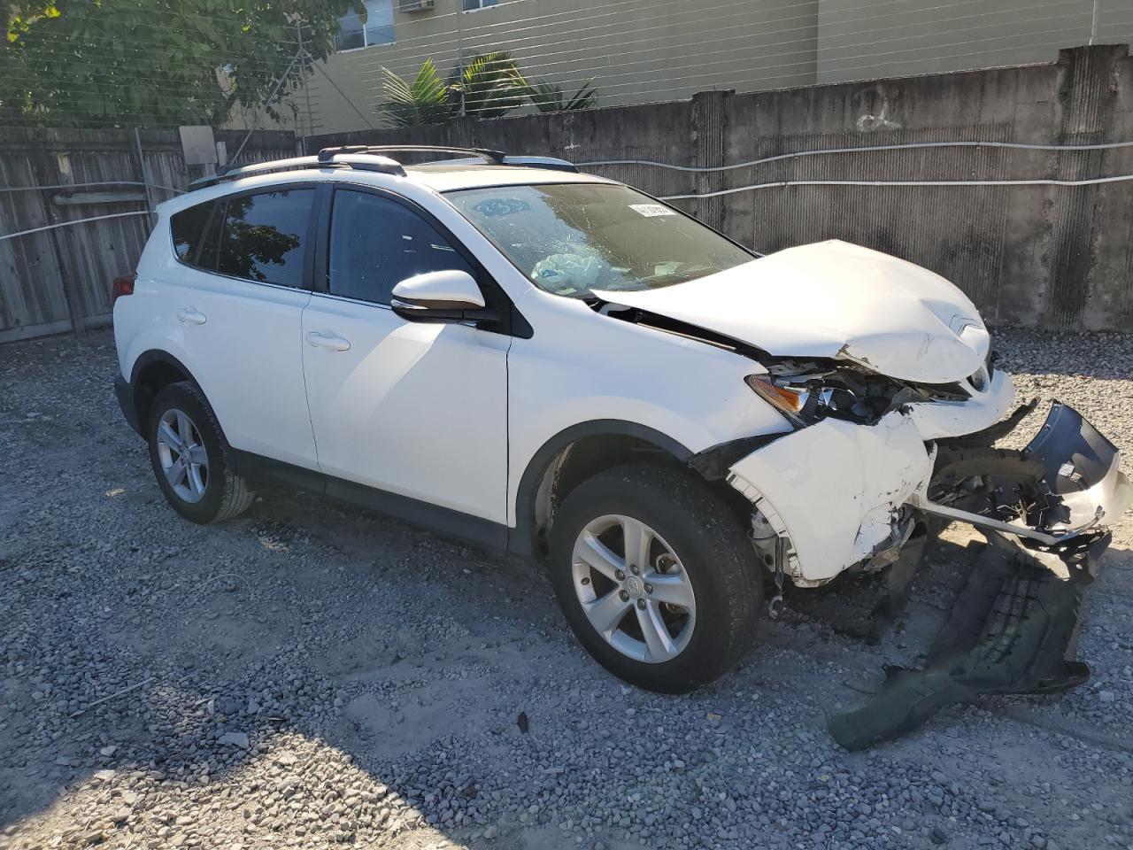 2014 Toyota RAV 4 - Image 4