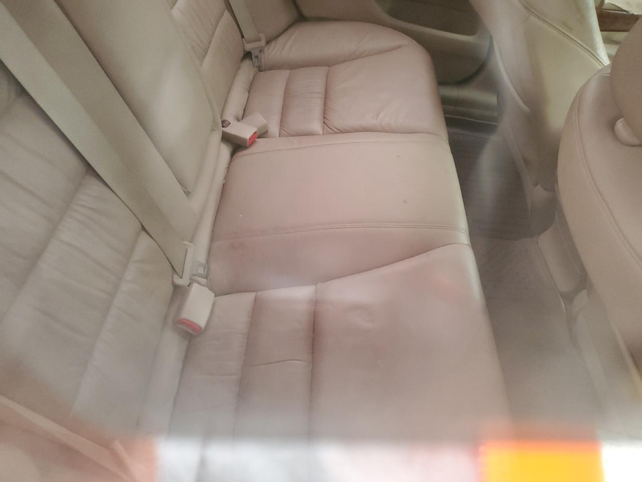 2012 Honda Accord - Image 10