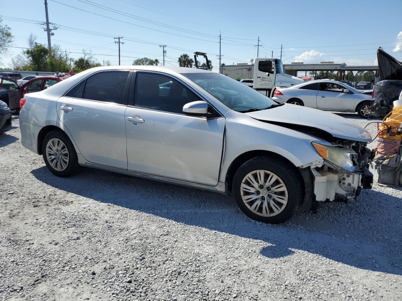 2014 Toyota Camry - Image 4