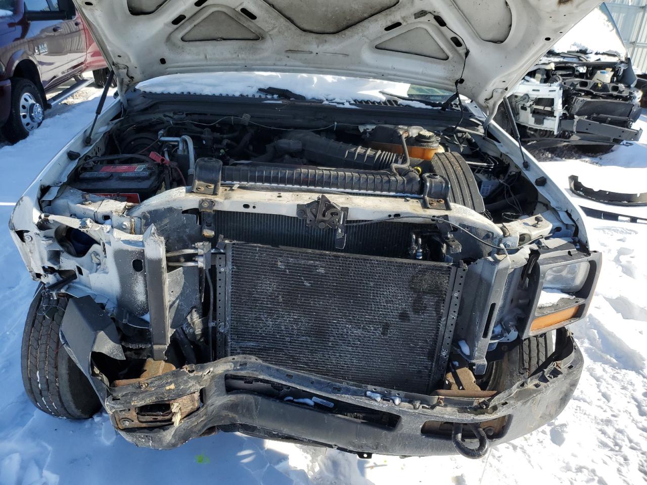 2006 Ford F450 - Image 12