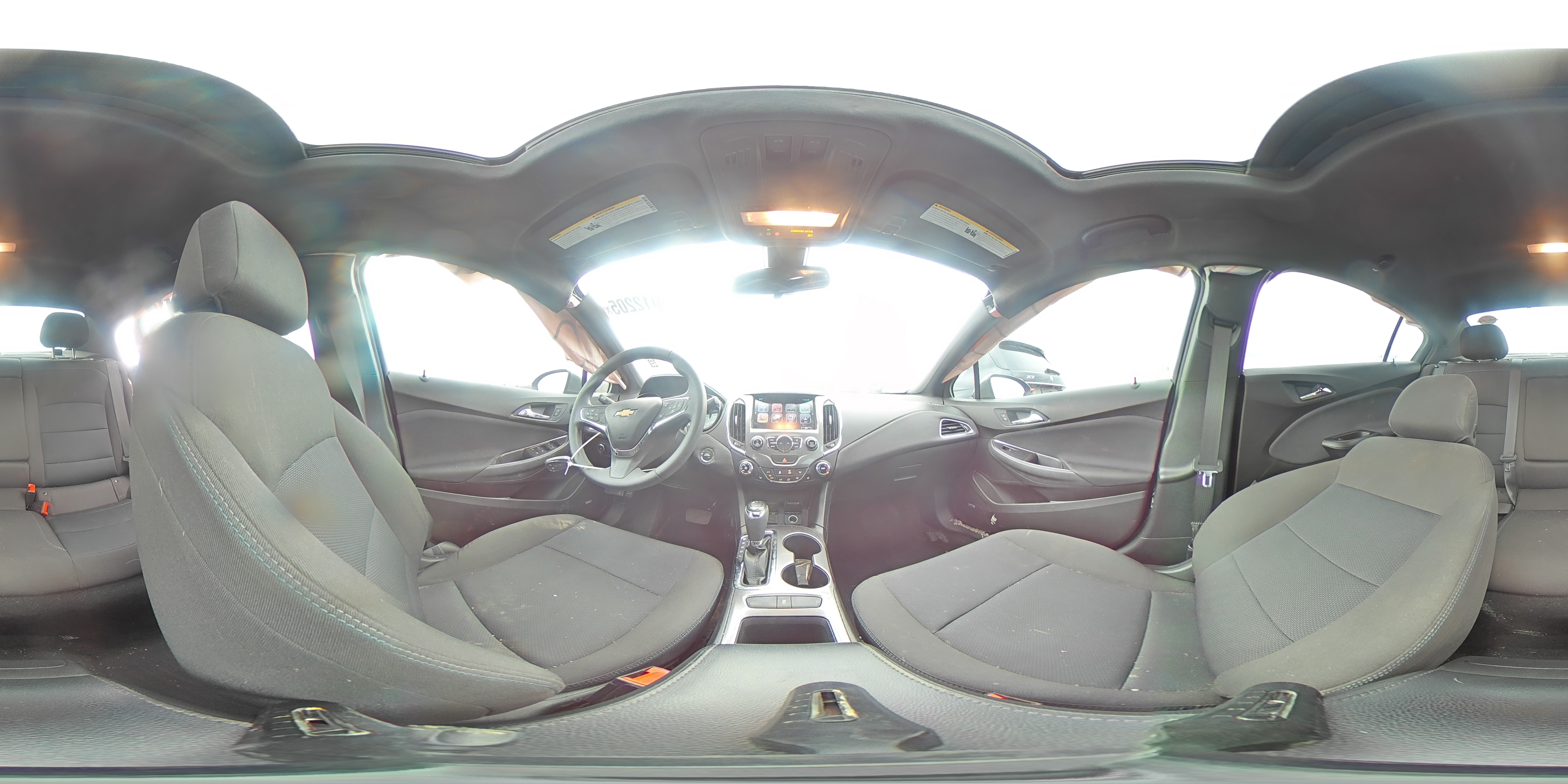 2018 Chevrolet Cruze - Image 12