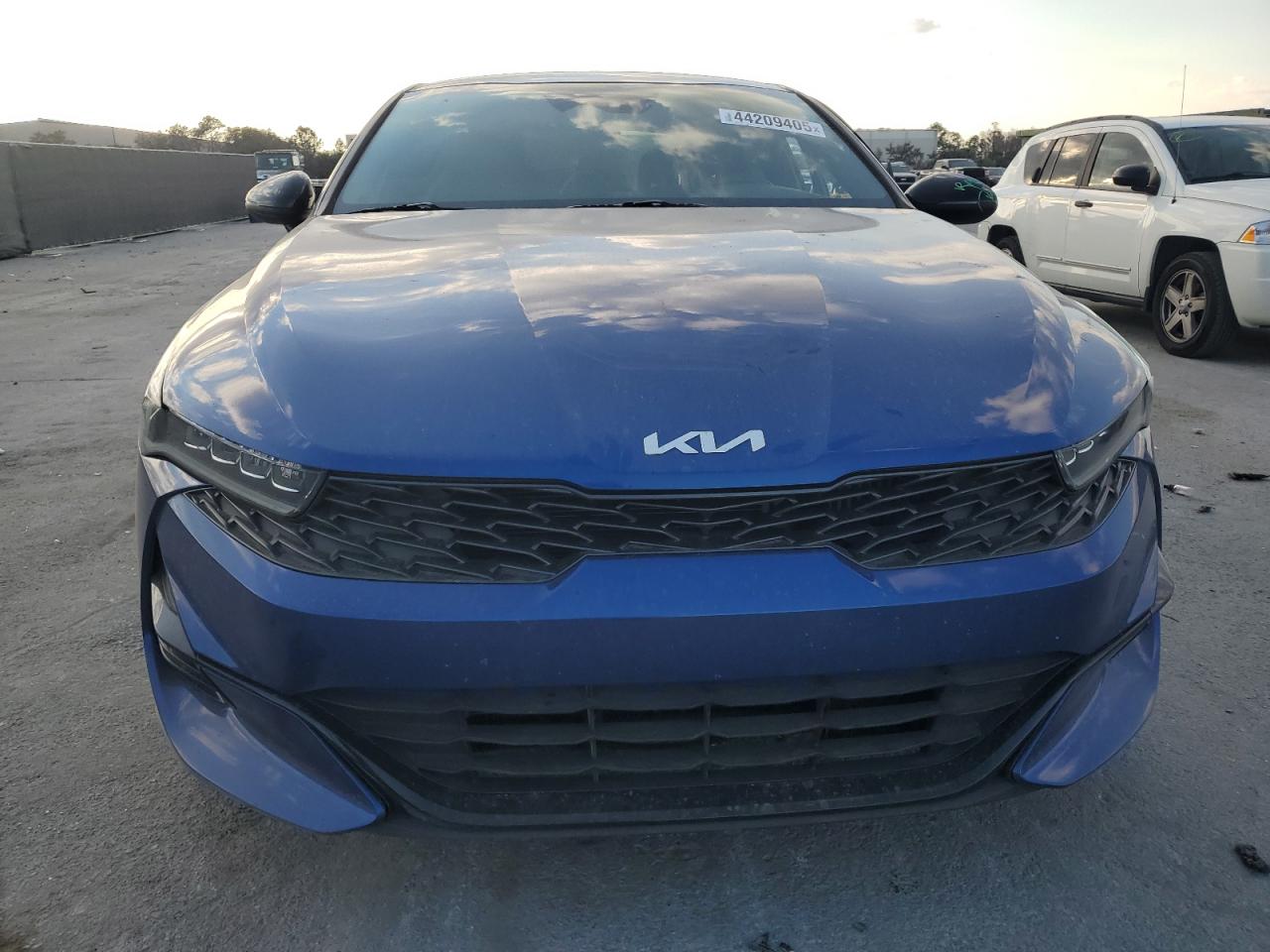 2022 Kia K5 - Image 5
