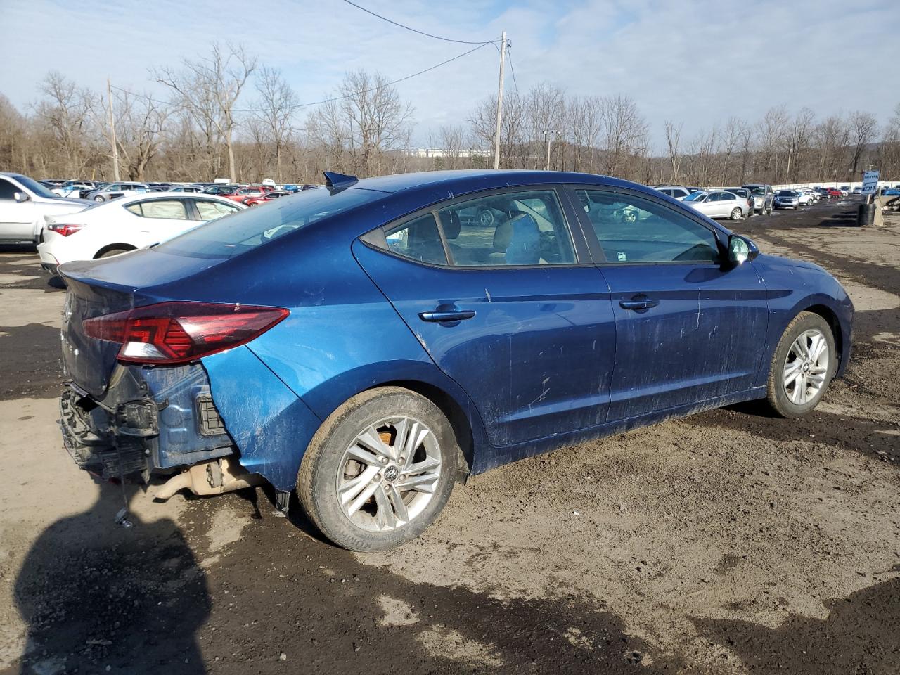 2020 Hyundai Elantra - Image 3