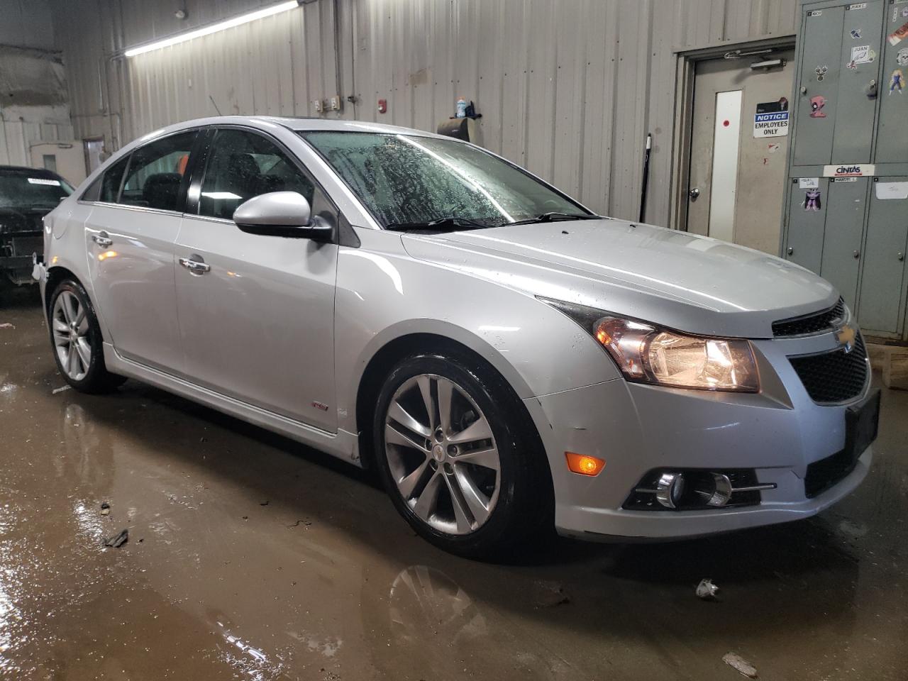 2013 Chevrolet Cruze - Image 4