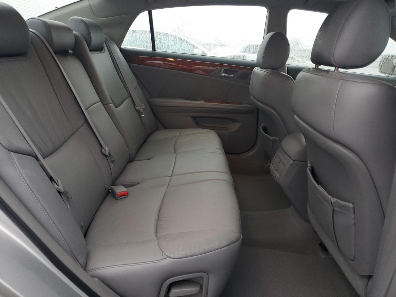2006 Toyota Avalon - Image 10