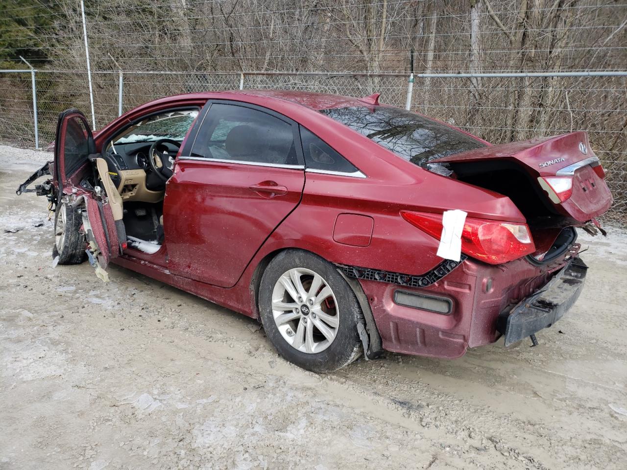 2011 Hyundai Sonata - Image 2