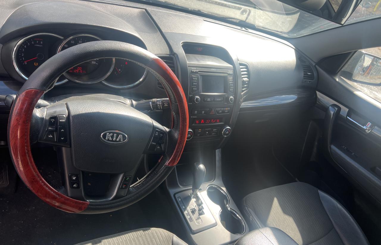 2012 Kia Sorento - Image 9