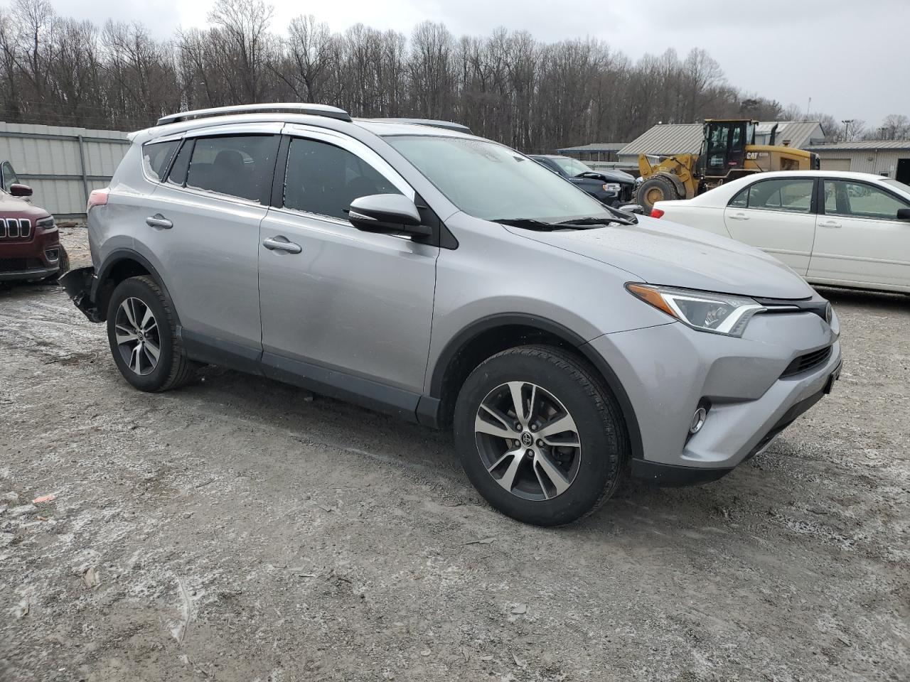 2017 Toyota RAV 4 - Image 4