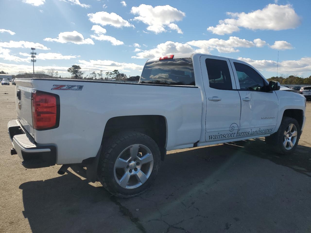 1GCVKREC5HZ115613 CHEVROLET ALL Models 2017