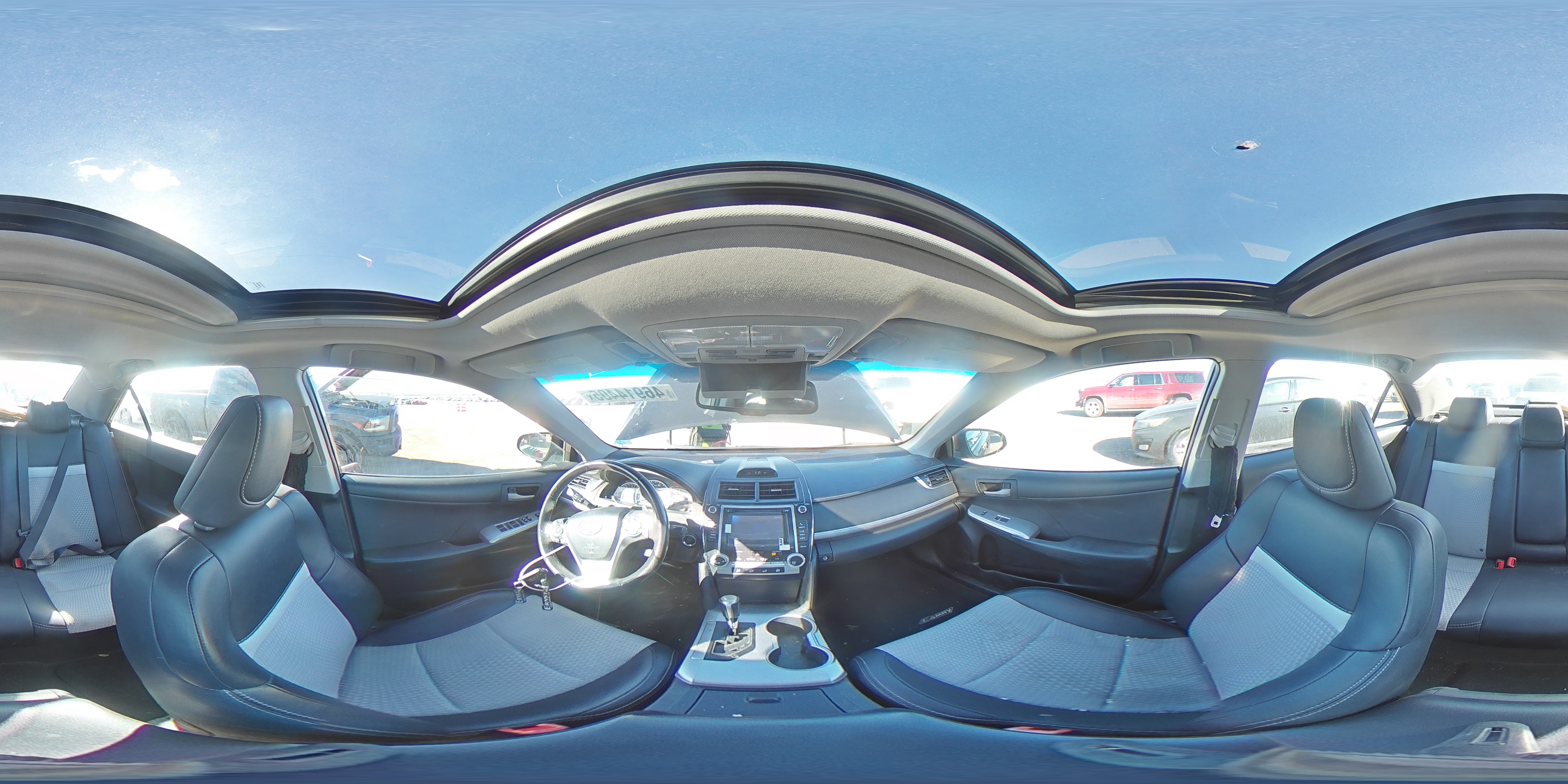 2012 Toyota Camry - Image 12