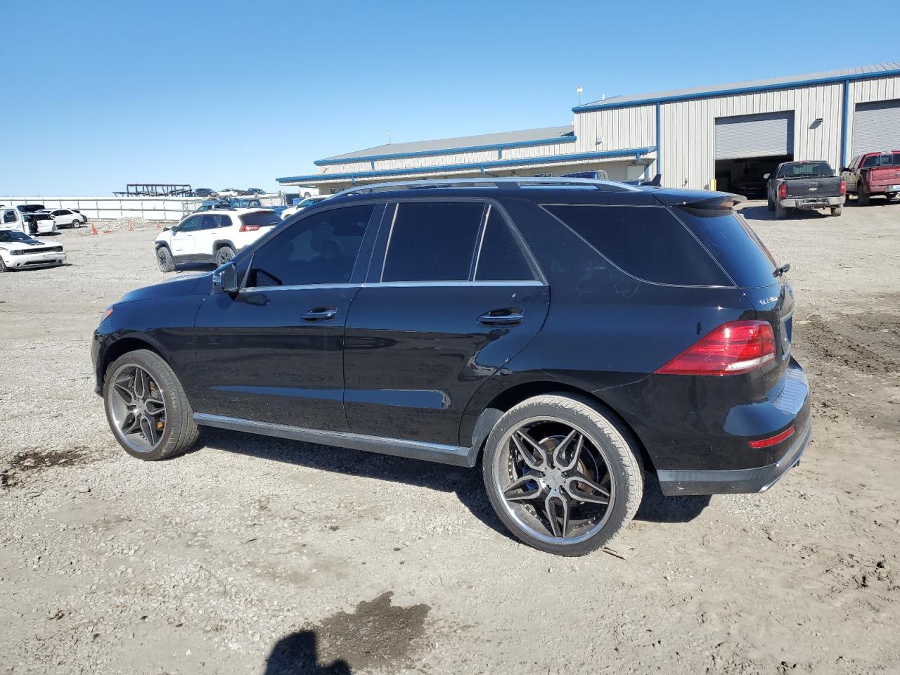 2017 Mercedes-Benz GLE - Image 2