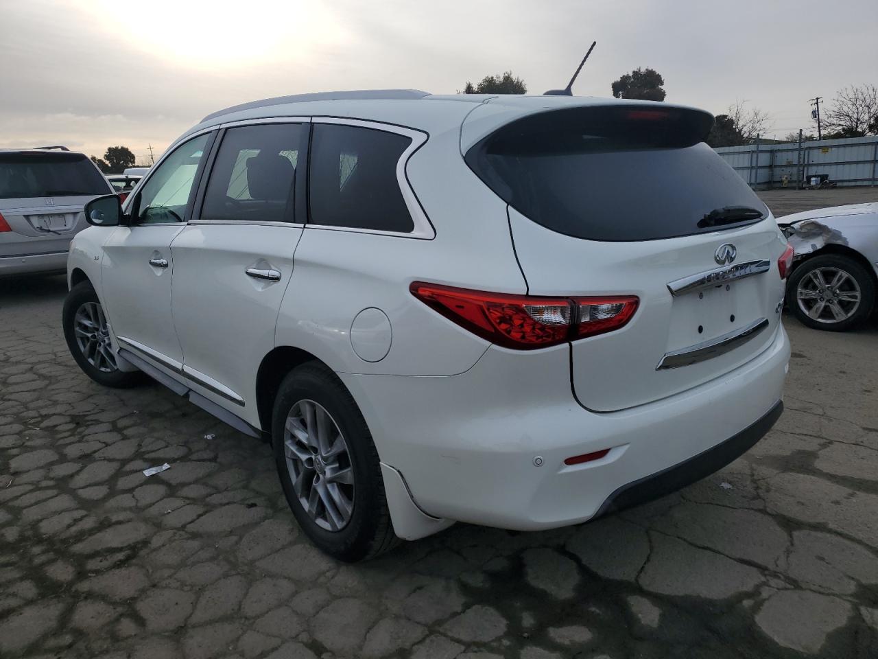 2015 Infiniti QX60 - Image 2