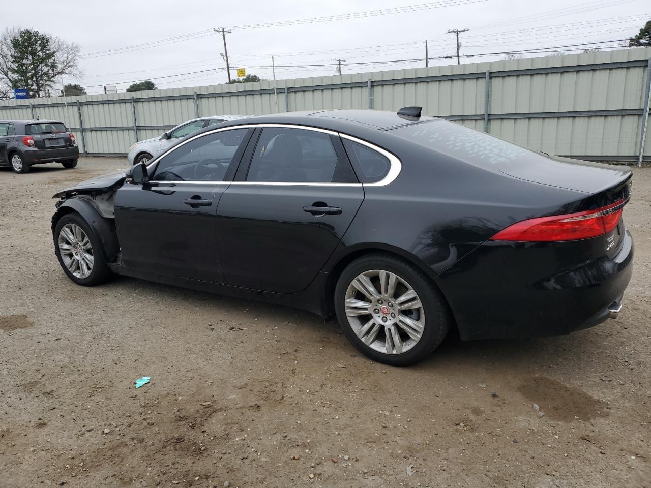 2016 Jaguar XF - Image 2