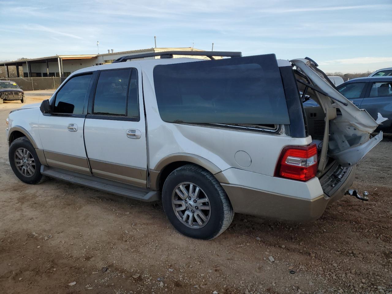 2013 Ford Expedition - Image 2