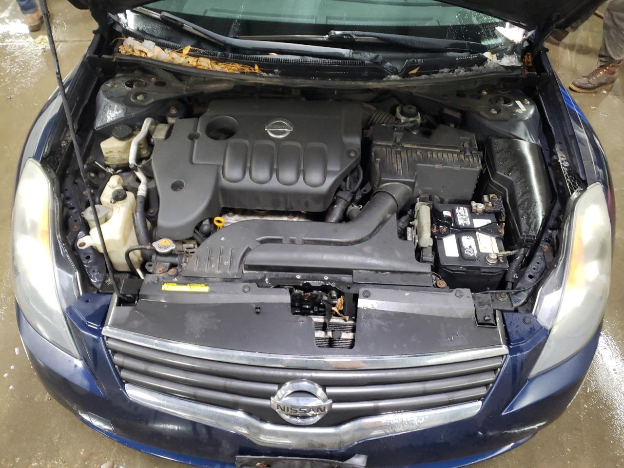 2009 Nissan Altima - Image 11