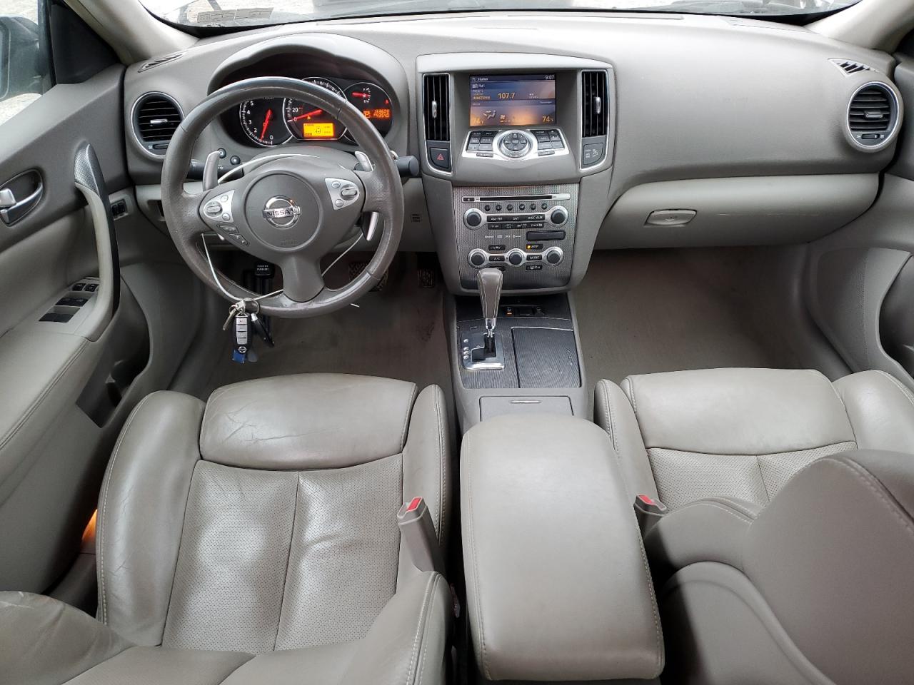 2009 Nissan Maxima - Image 8