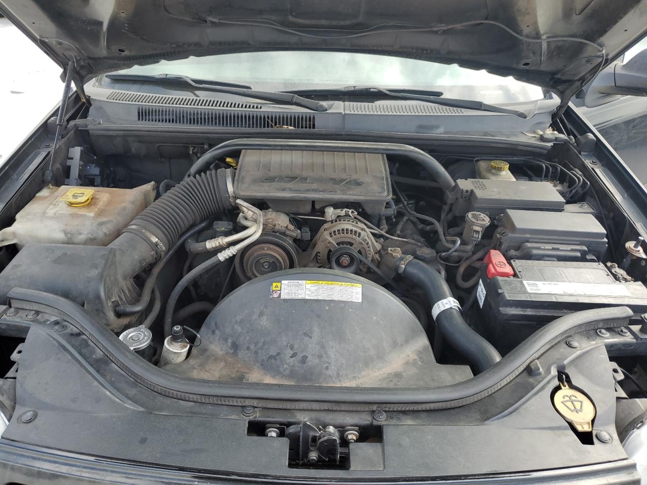 2010 Jeep Grand Cherokee - Image 12