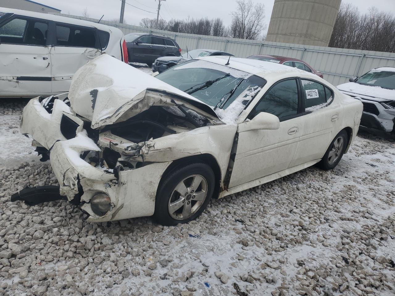 2005 Pontiac Grand Prix - Image 1
