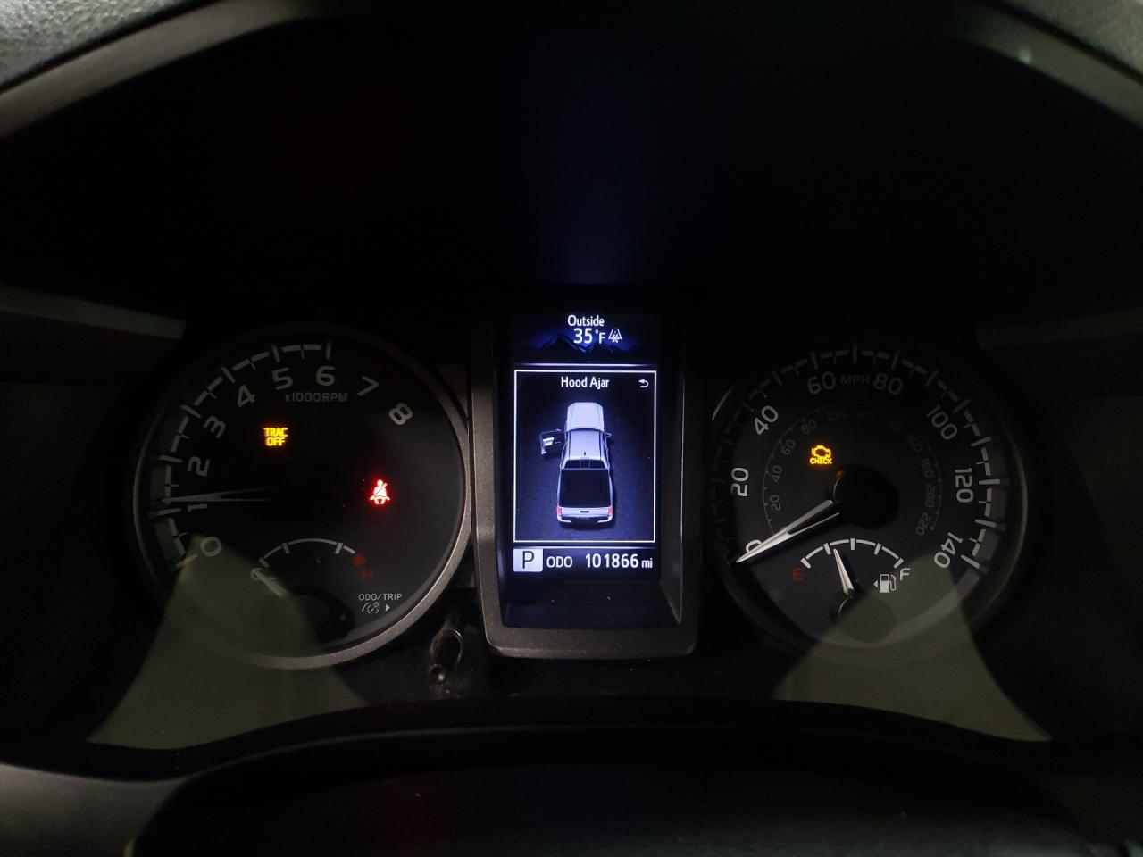 2016 Toyota Tacoma - Image 9