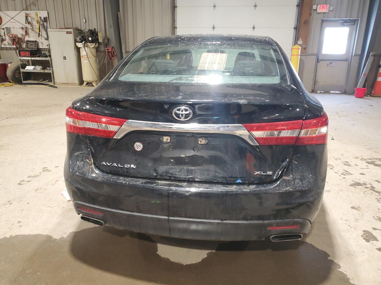 2013 Toyota Avalon - Image 6