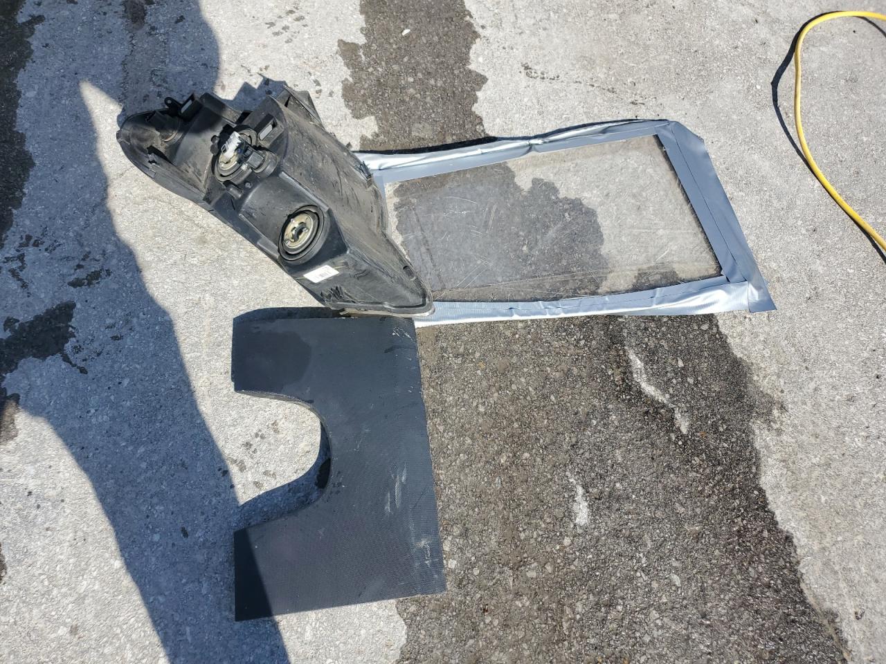 2009 Chrysler Sebring - Image 14