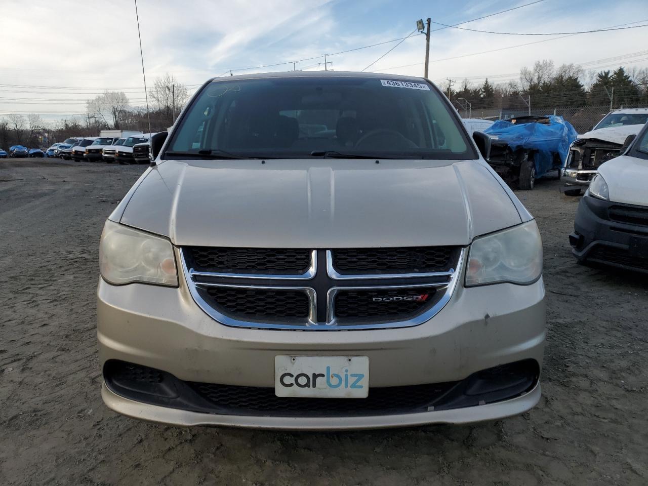 2013 Dodge Caravan - Image 5