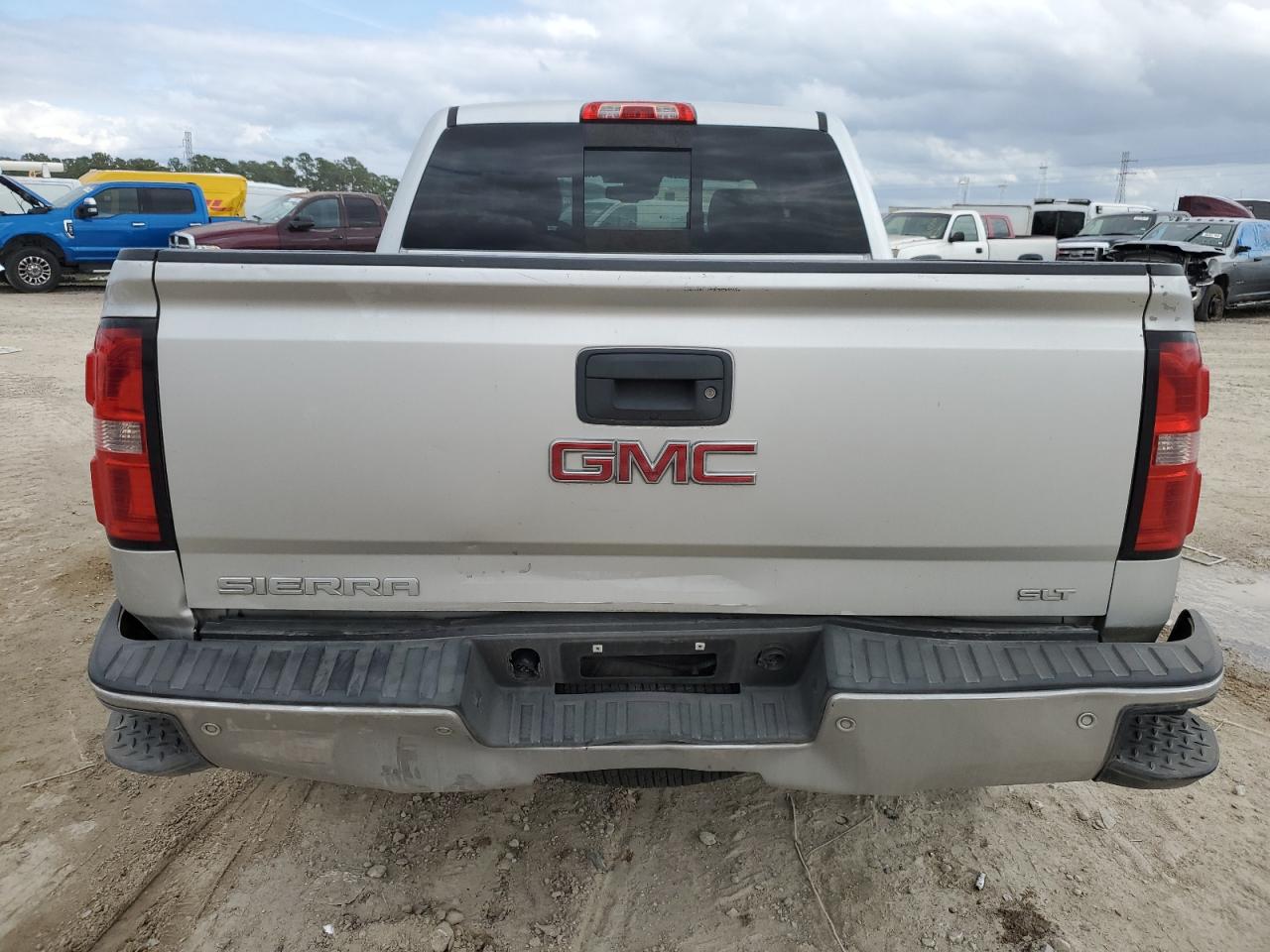 2015 GMC Sierra - Image 6