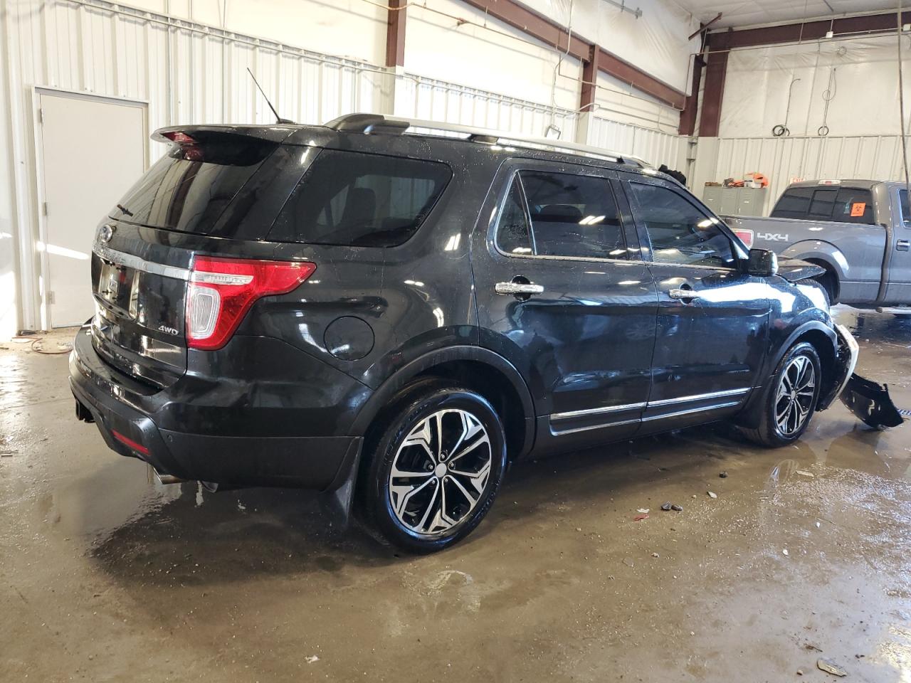 2011 Ford Explorer - Image 3