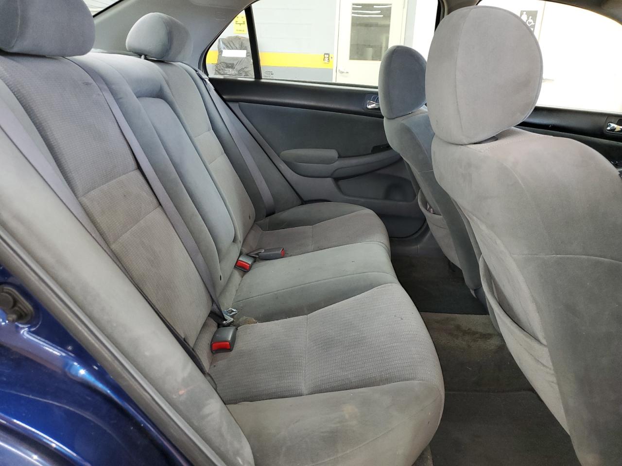 2005 Honda Accord - Image 10
