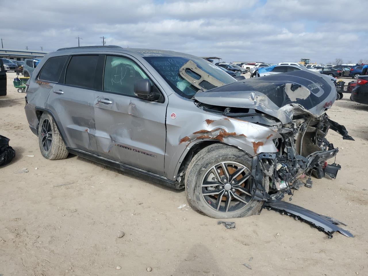 2018 Jeep Grand Cherokee - Image 4