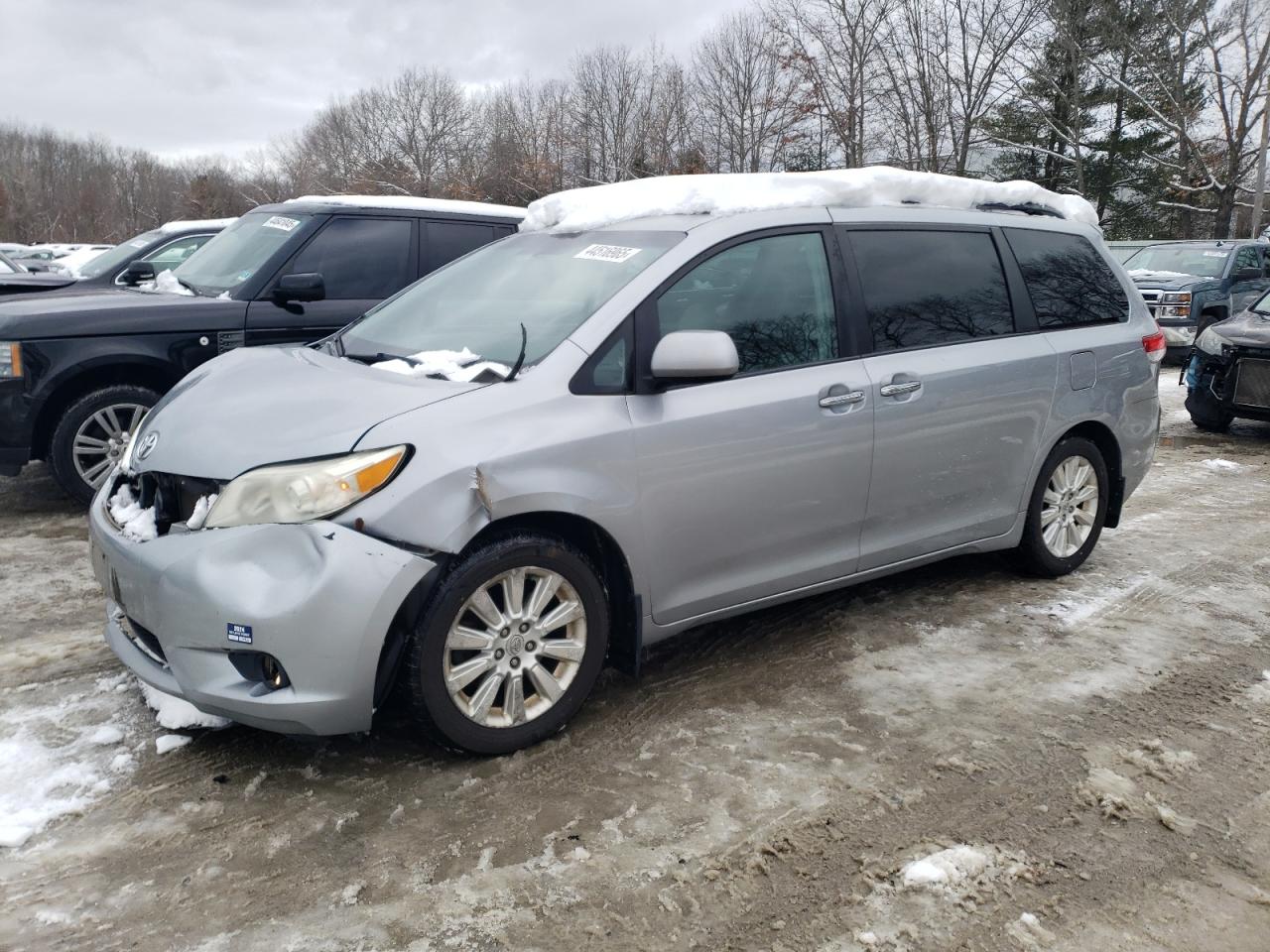 2011 Toyota Sienna - Image 1