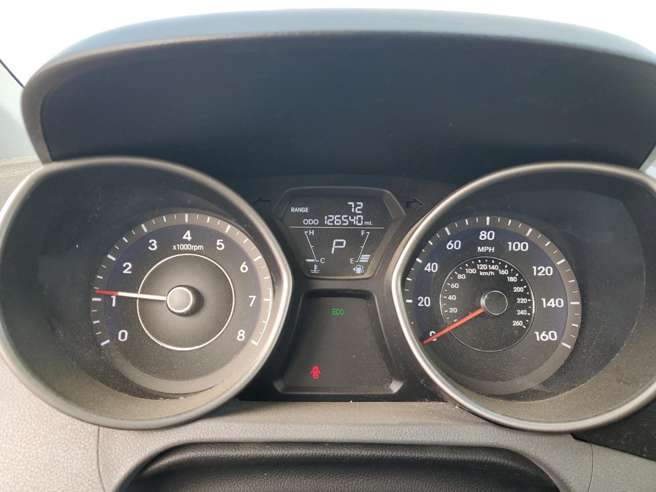 2013 Hyundai Elantra - Image 9