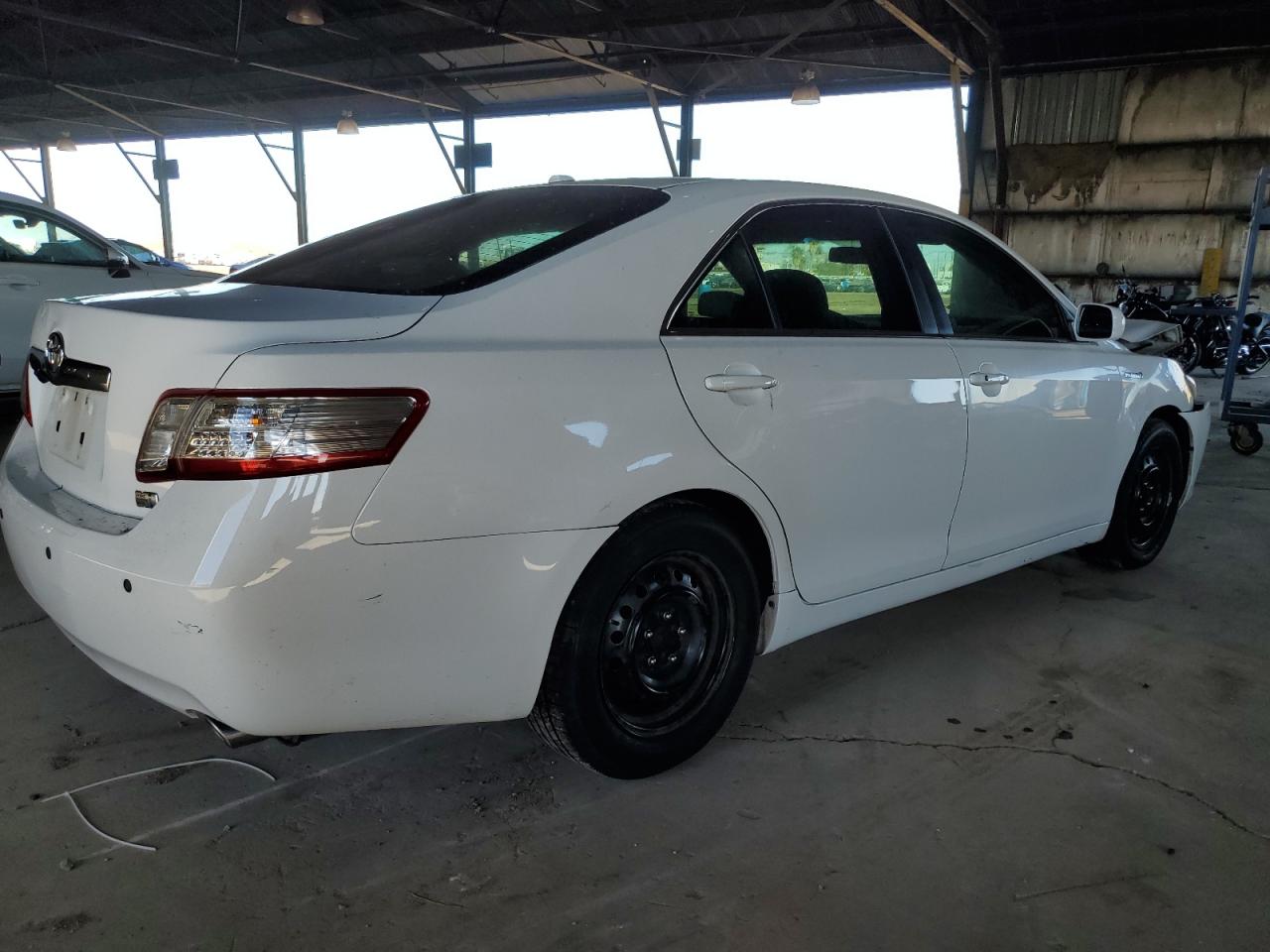 2010 Toyota Camry - Image 3