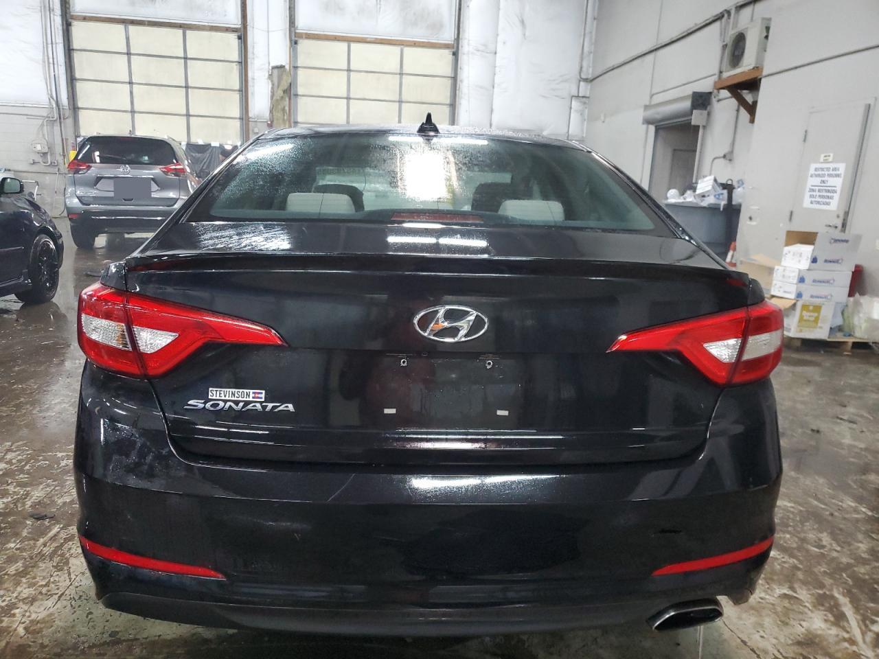2016 Hyundai Sonata - Image 6