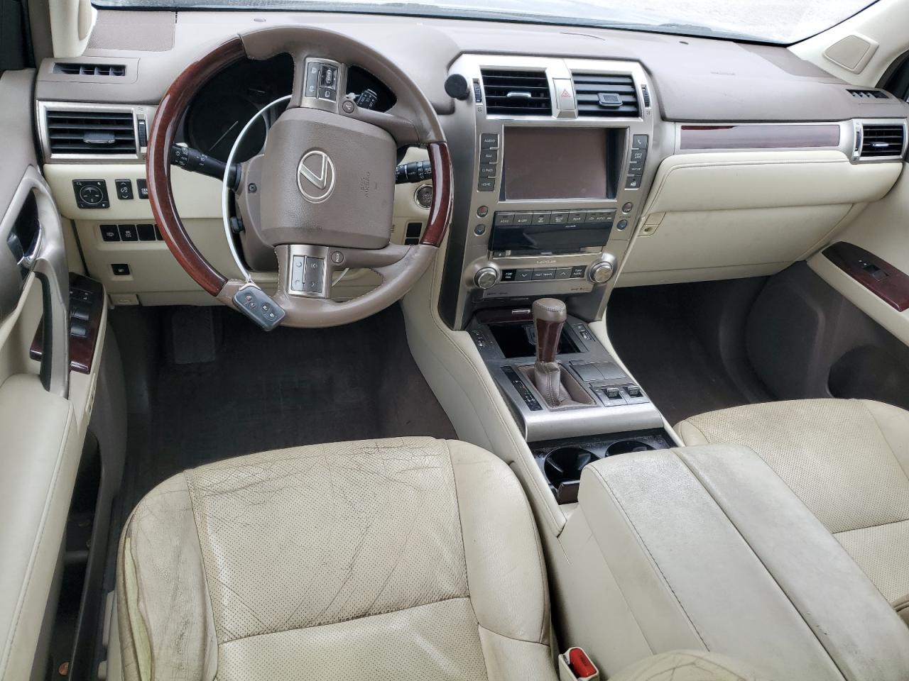 2015 Lexus GX - Image 8