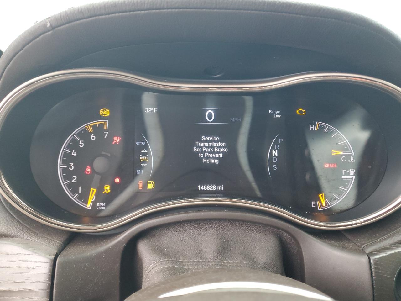 2014 Jeep Grand Cherokee - Image 9