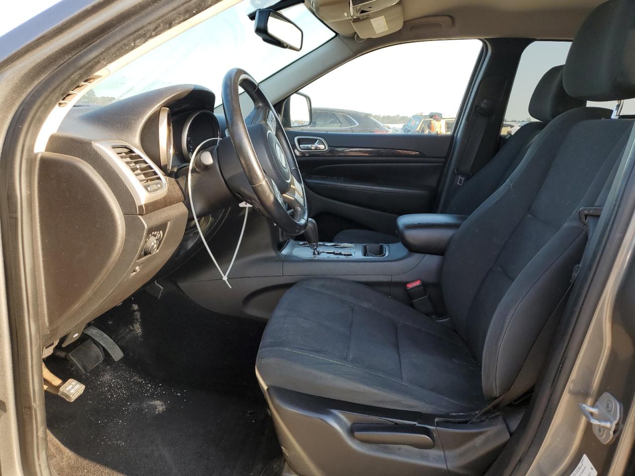 2012 Jeep Grand Cherokee - Image 7