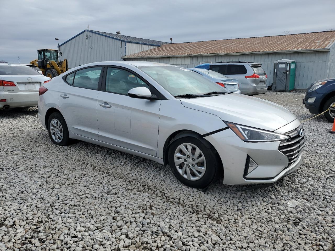 2019 Hyundai Elantra - Image 4